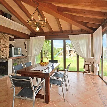 Gamundi Hébergement de vacances *